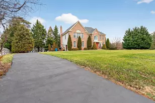 10809 Belmont Blvd, Lorton, VA 22079 - Photo 3
