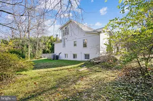 2627 Five Oaks Rd, Vienna, VA 22181 - Photo 71