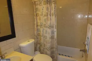 12249 Wye Oak Commons Cir, Burke, VA 22015 - Photo 33