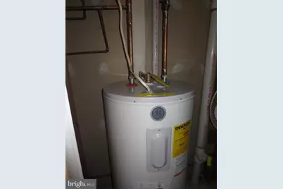 12249 Wye Oak Commons Circle #83, Burke, VA 22015 - Photo 43