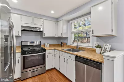 14578 Olde Kent Road, Centreville, VA 20120 - Photo 15