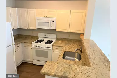 1641 International Drive #417, McLean, VA 22102 - Photo 9