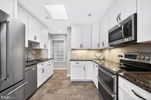 2527 Midway St, Falls Church, VA 22046 - Photo 11