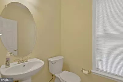 2388 Dakota Lakes Drive, Herndon, VA 20171 - Photo 11