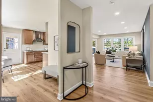 8011 Lynnfield Dr, Alexandria, VA 22306 - Photo 5