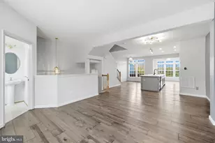 8429 Hallie Rose St, Alexandria, VA 22309 - Photo 5