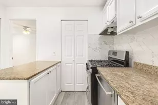 7354 Lee Hwy, Falls Church, VA 22046 - Photo 9