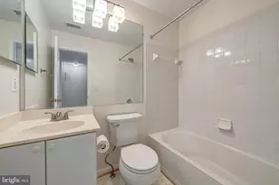 11444 Heritage Commons Way, Reston, VA 20194 - Photo 25