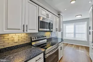 9523 Cherry Oak Ct, Burke, VA 22015 - Photo 3