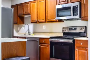 8358 Dunham Ct, Springfield, VA 22152 - Photo 7