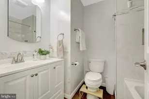 1008 Moore SW, Vienna, VA 22180 - Photo 33