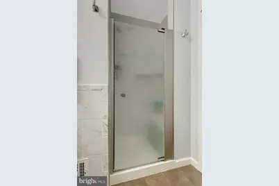 1008 Moore SW, Vienna, VA 22180 - Photo 43