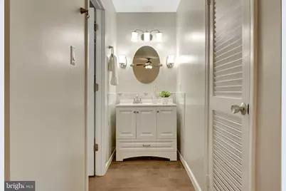 1008 Moore SW, Vienna, VA 22180 - Photo 35