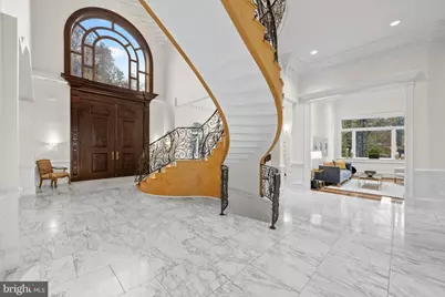 612 Rivercrest Drive, McLean, VA 22101 - Photo 7