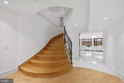 612 Rivercrest Drive, McLean, VA 22101 - Photo 27