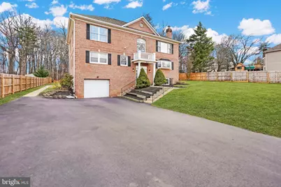 4515 Forest Hill Drive, Fairfax, VA 22030 - Photo 3