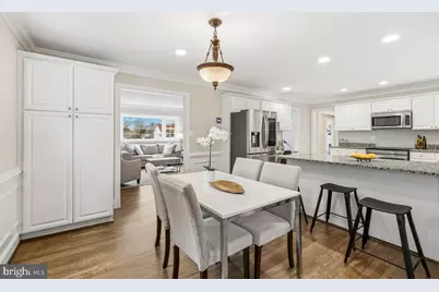 4515 Forest Hill Drive, Fairfax, VA 22030 - Photo 7