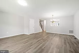 9436 William Kirk Ln, Burke, VA 22015 - Photo 7