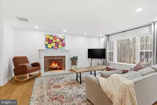 10412 Samaga Dr, Oakton, VA 22124 - Photo 11