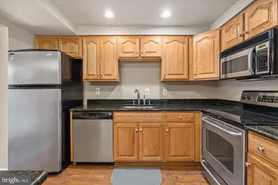 7640 Tremayne Place #112, McLean, VA 22102 - Photo 5