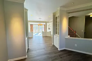 3025 Rosemoor Ln, Fairfax, VA 22031 - Photo 9