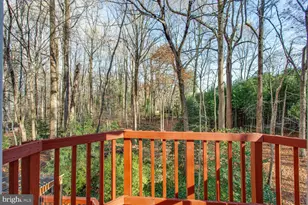 12225 Tall Pines Ct, Fairfax, VA 22030 - Photo 27
