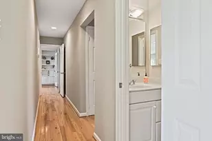 2707 Glencroft Rd, Vienna, VA 22181 - Photo 15