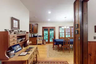 7108 Larrlyn Dr, Springfield, VA 22151 - Photo 13