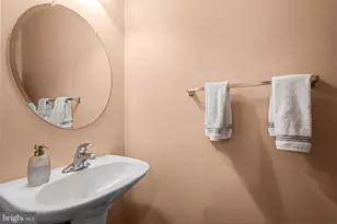 2546 Terra Cotta Cir, Herndon, VA 20171 - Photo 15