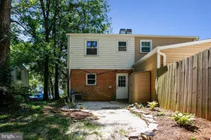 5810 Fifer Dr, Alexandria, VA 22303 - Photo 17