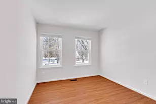 9005 Triple Ridge Rd, Fairfax Station, VA 22039 - Photo 23