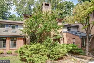 5707 Waters Edge Landing Court, Burke, VA 22015 - Photo 3
