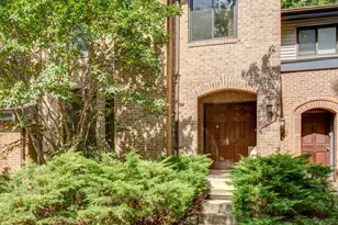 5707 Waters Edge Landing Court, Burke, VA 22015 - Photo 9