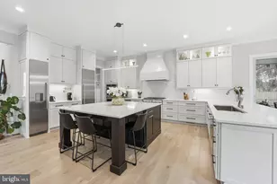 311 Albrecht Cir SW, Vienna, VA 22180 - Photo 9