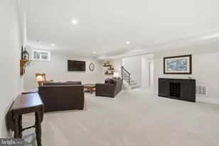 311 Albrecht Cir SW, Vienna, VA 22180 - Photo 37