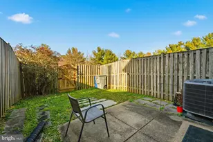 2964 Kings Station Ct, Alexandria, VA 22306 - Photo 21