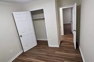 8416 Fuerte Ct, Alexandria, VA 22309 - Photo 3