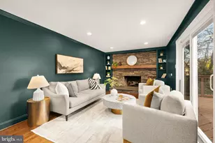 909 Cantle Ln, Great Falls, VA 22066 - Photo 13