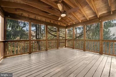 909 Cantle Lane, Great Falls, VA 22066 - Photo 17