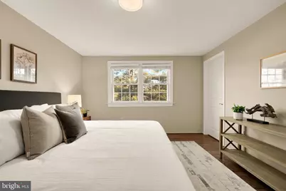 909 Cantle Lane, Great Falls, VA 22066 - Photo 21