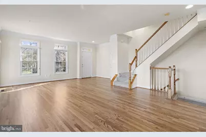 8882 Ashgrove House Lane, Vienna, VA 22182 - Photo 5