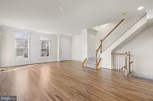 8882 Ashgrove House Ln, Vienna, VA 22182 - Photo 5