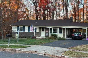 8638 Woodview Dr, Springfield, VA 22153 - Photo 23