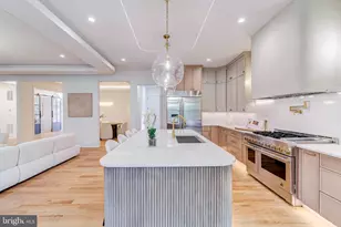 913 Symphony Cir SW, Vienna, VA 22180 - Photo 9