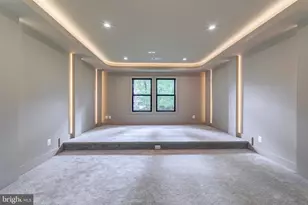 913 Symphony Cir SW, Vienna, VA 22180 - Photo 107