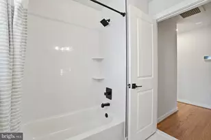 7113 Falcon St, Annandale, VA 22003 - Photo 27