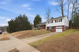 7113 Falcon St, Annandale, VA 22003 - Photo 33