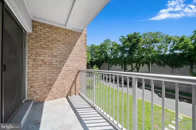 8002 Chanute Place #8, Falls Church, VA 22042 - Photo 9