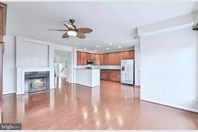 6055 Wicker Lane #128, Centreville, VA 20121 - Photo 5