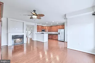 6055 Wicker Ln, Centreville, VA 20121 - Photo 5